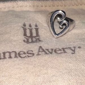 James Avery Mothers Love Ring in great shape